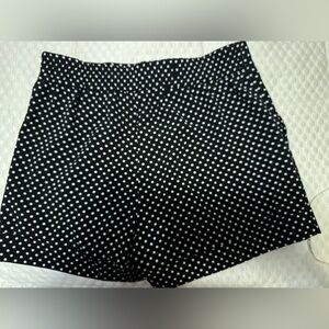 NY&C size W black n white shorts